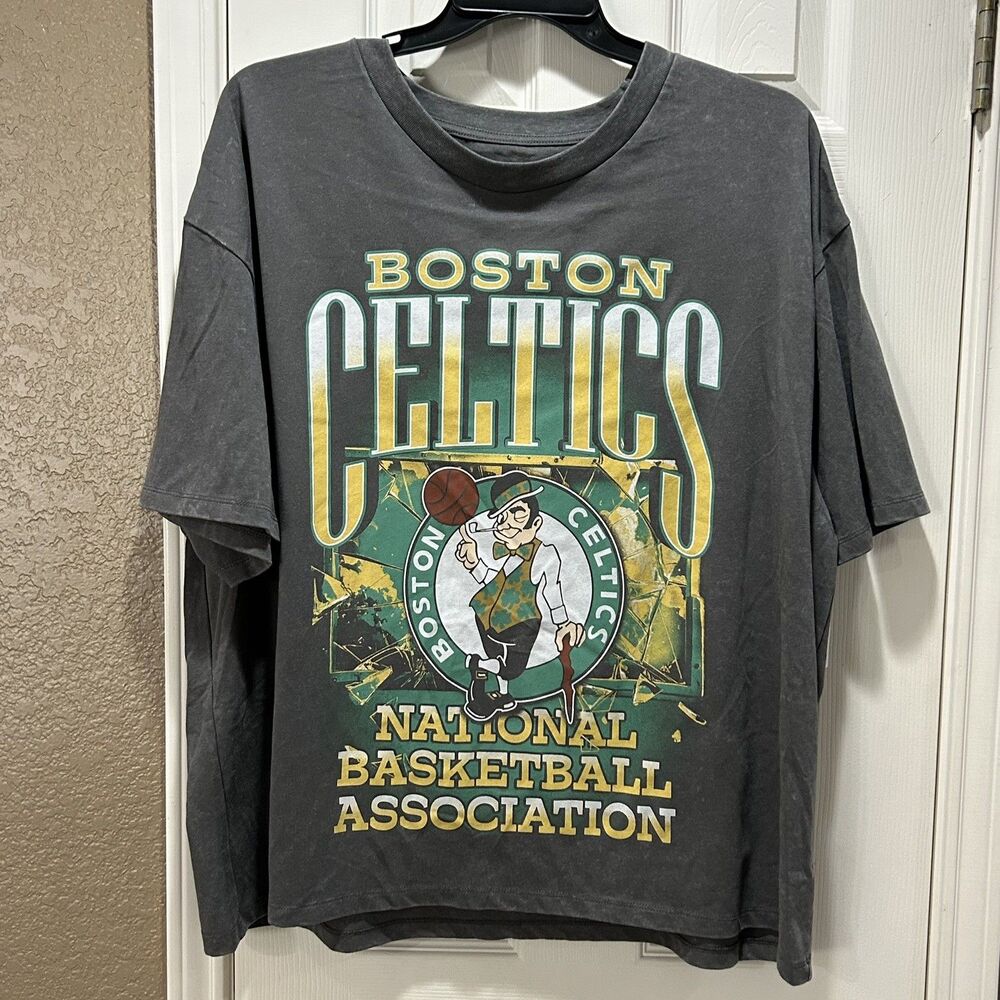NWT NBA Apparel Men’s Boston Celtics 2xl T Shirt Short Sleeve Gray Leprechaun